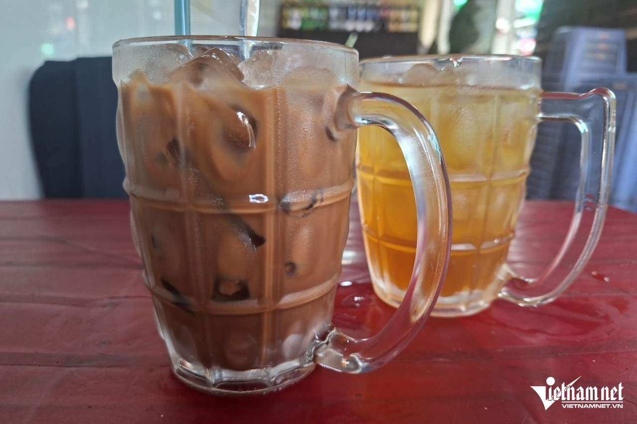 https://static-images.vnncdn.net/vps_images_publish/000001/000003/2026/7/4/w-quan-cafe-11-3175.jpg