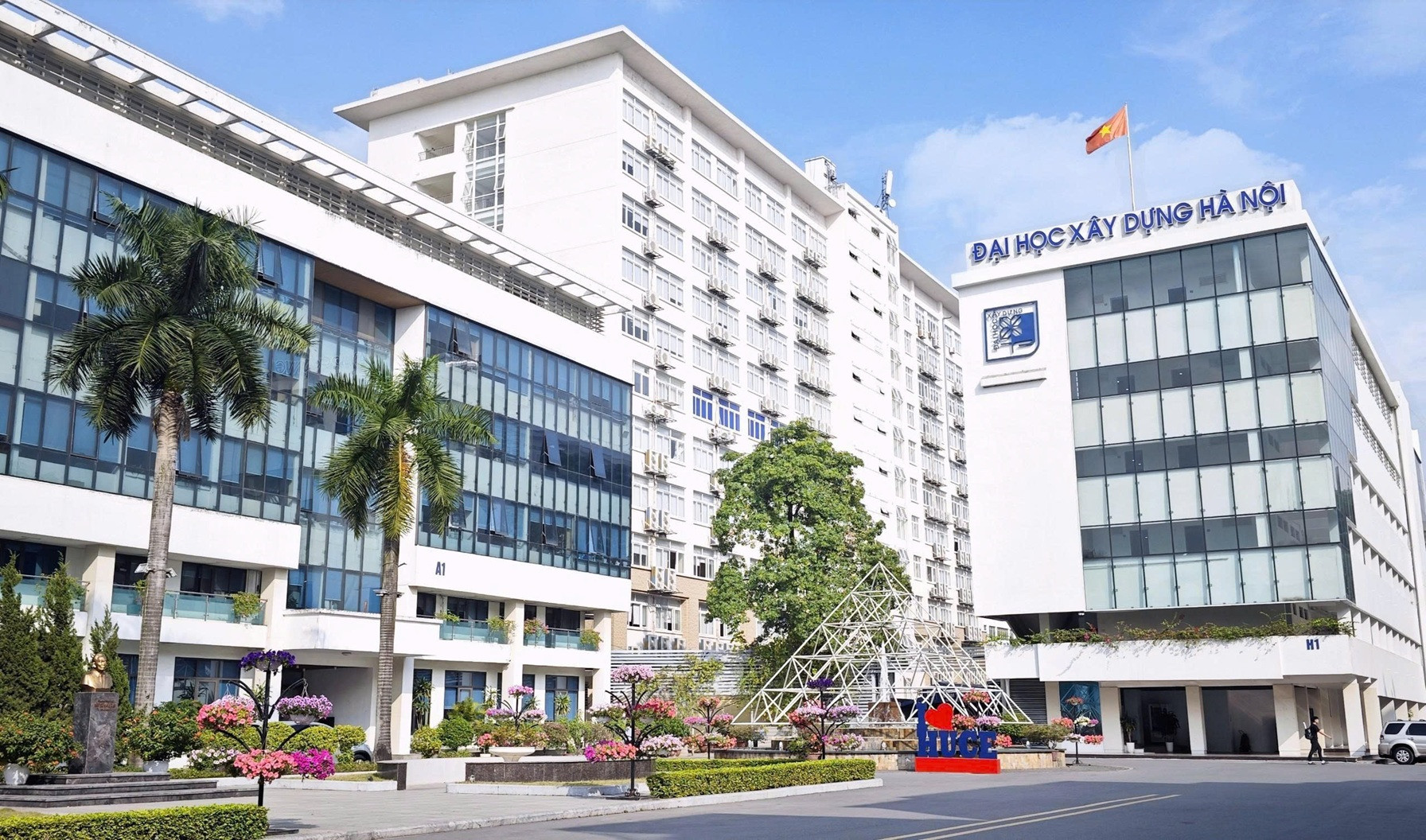 đh xây dựng hà nội.jpg