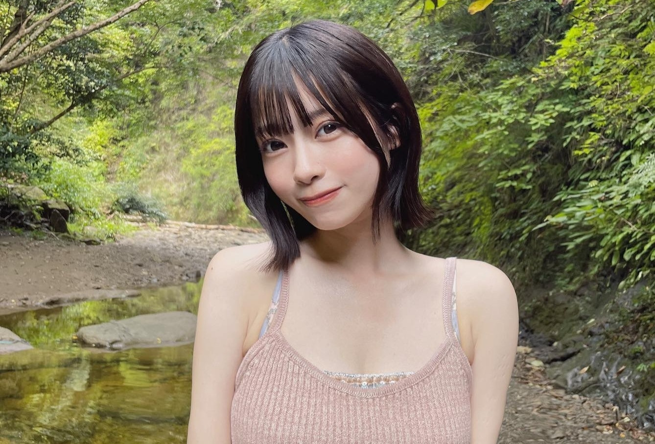 Nữ người mẫu 23 tuổi bị bắt vì nghi tàng trữ ma túy