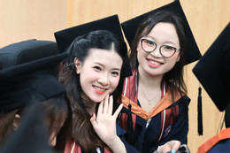 sinh viên ĐH Hà Nội 2.jpg