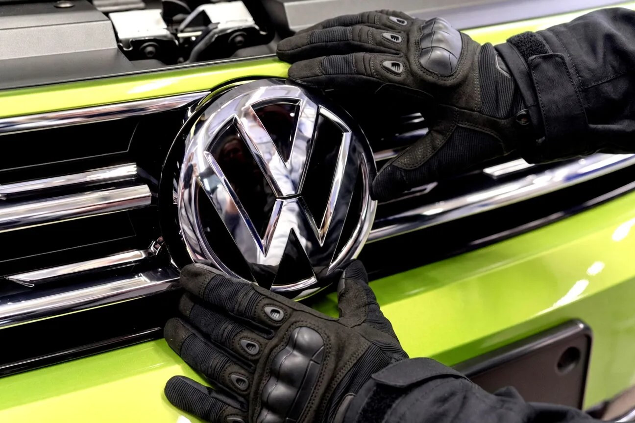logo VW.jpg