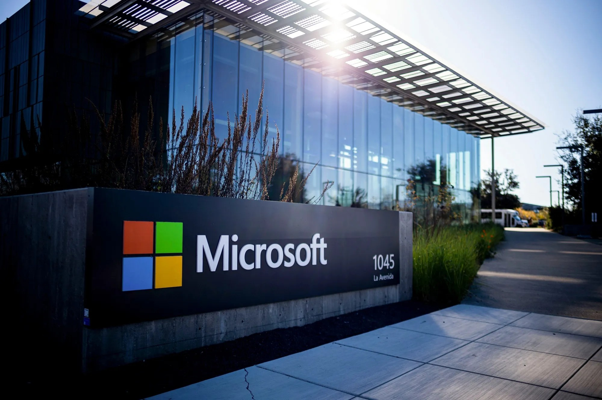 microsoft bloomberg