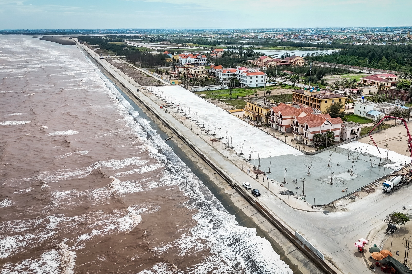 Ninh Bình: Hiện trạng bất ngờ tại bãi biển Quất Lâm sau khi đổi tên