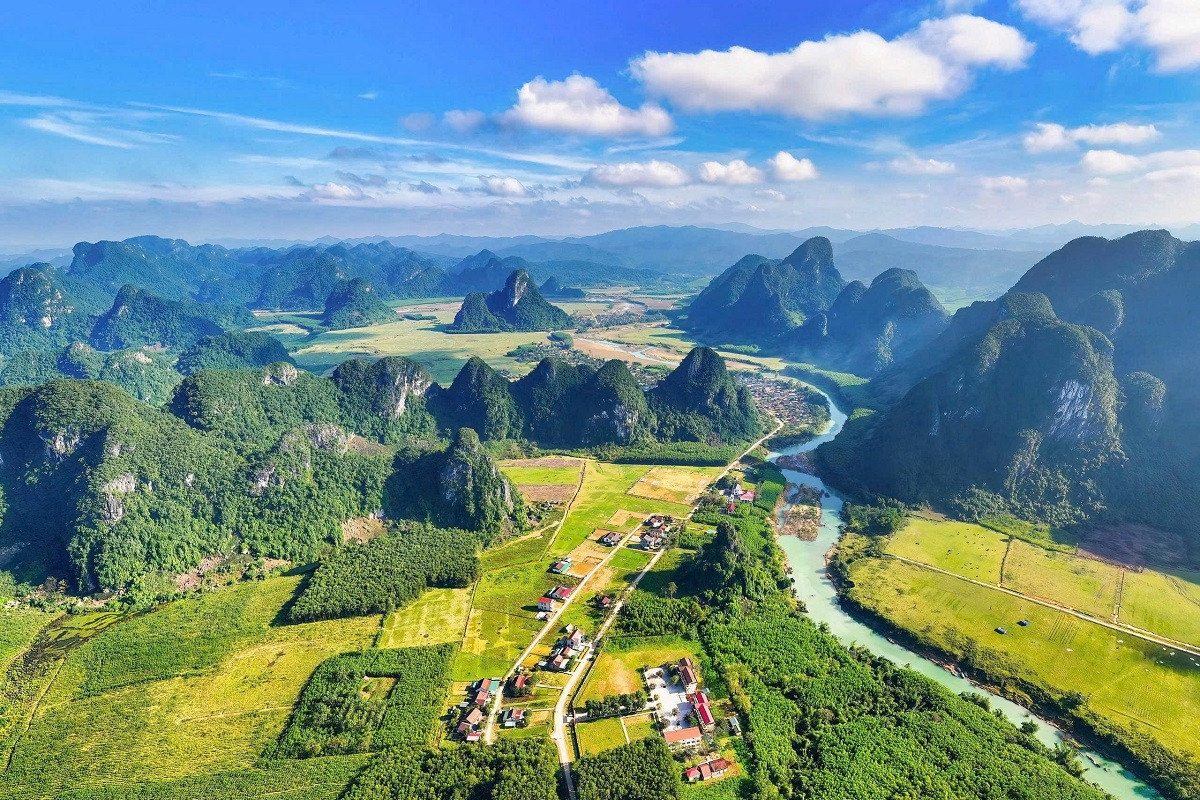 Nơi có Tú Làn và làng du lịch đẹp nhất thế giới trở thành khu du lịch cấp tỉnh