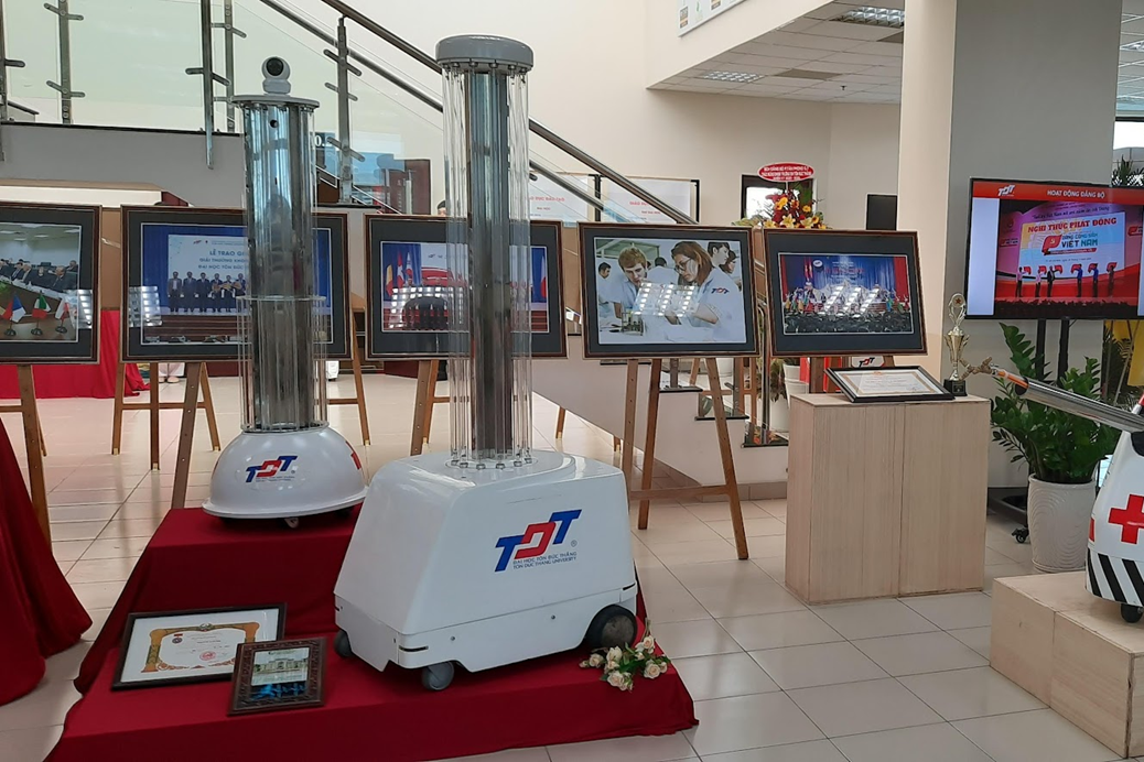 Sinh viên trường đại học Tôn Đức Thắng chế tạo sản phẩm phục vụ cộng đồng