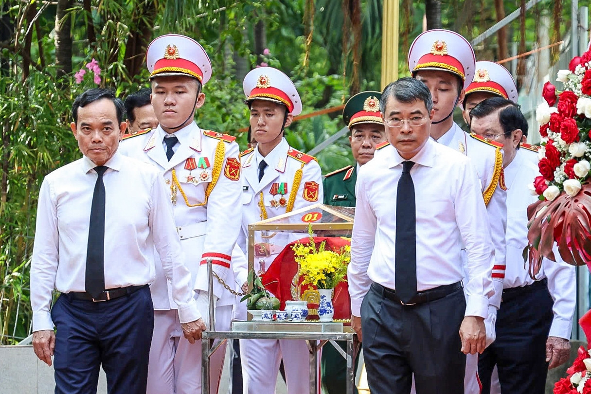 Thủ tướng: Bằng mọi giá, phải nỗ lực để tìm kiếm, đưa các Anh hùng liệt sĩ về với gia đình