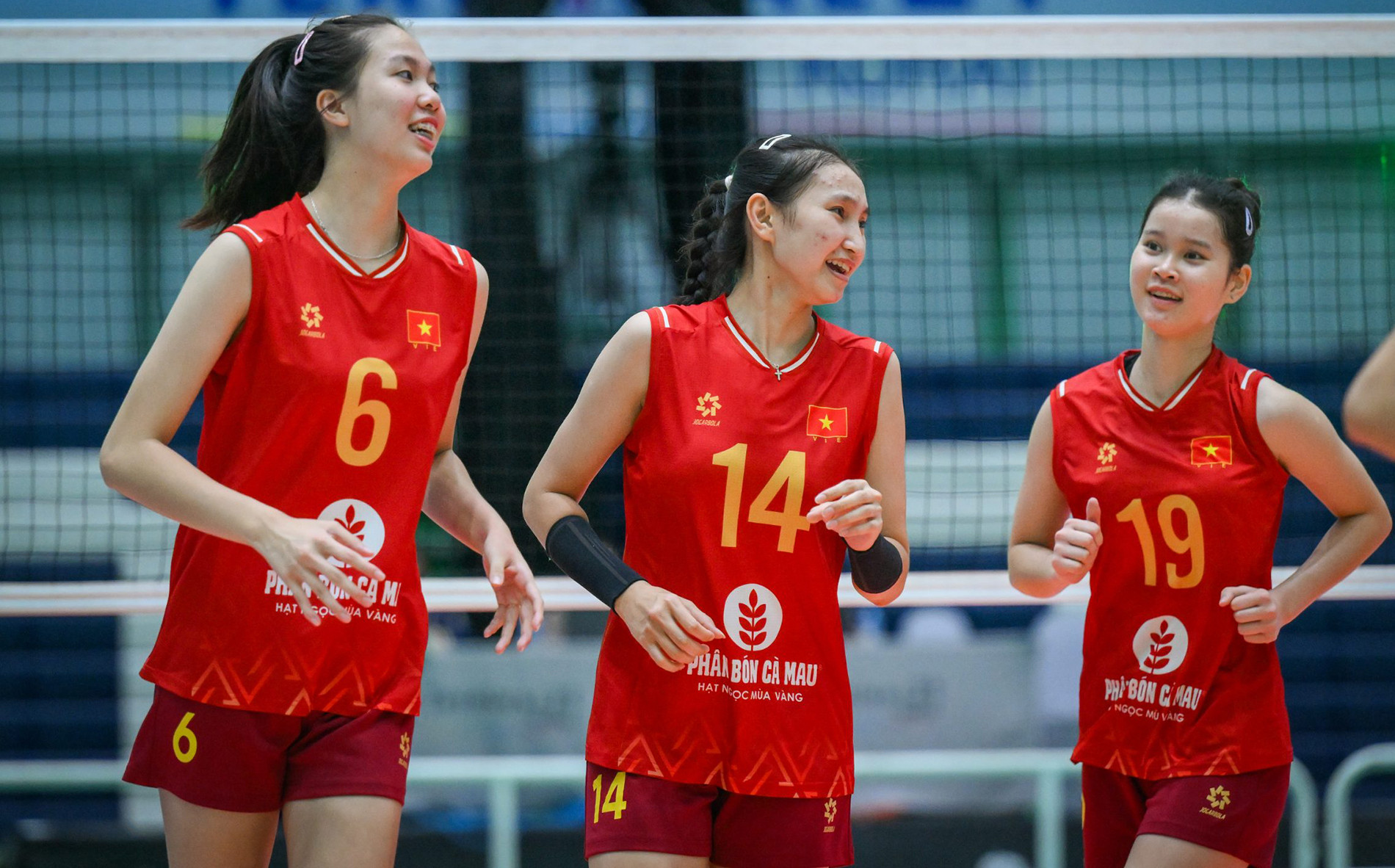 tuyen bong chuyen u18 nu viet nam mong co 9.jpg