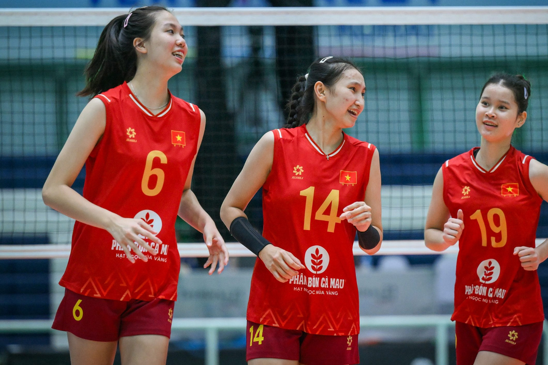 Tuyển bóng chuyền U18 nữ Việt Nam thắng to ở giải châu Á