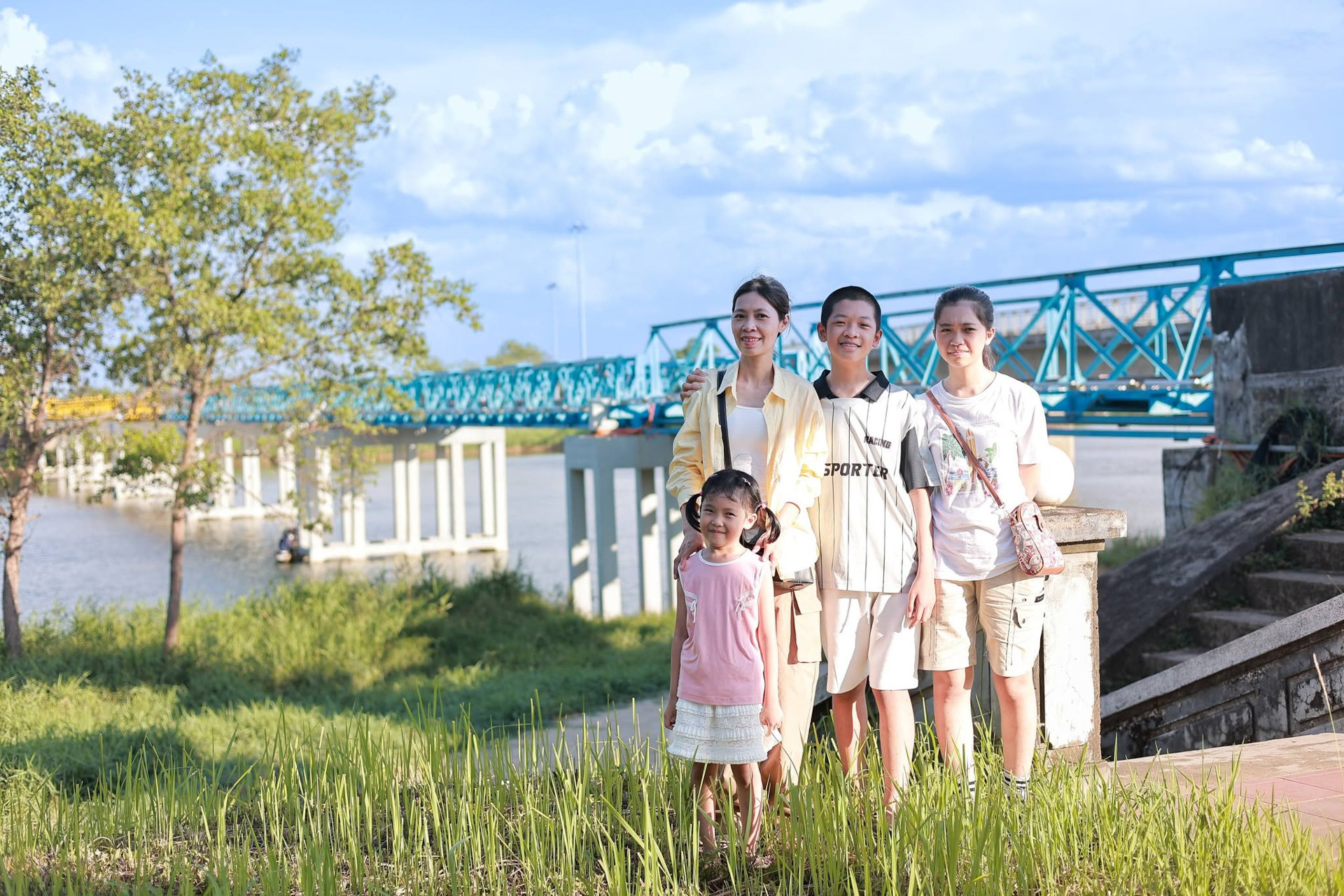 4 mẹ con miền trung