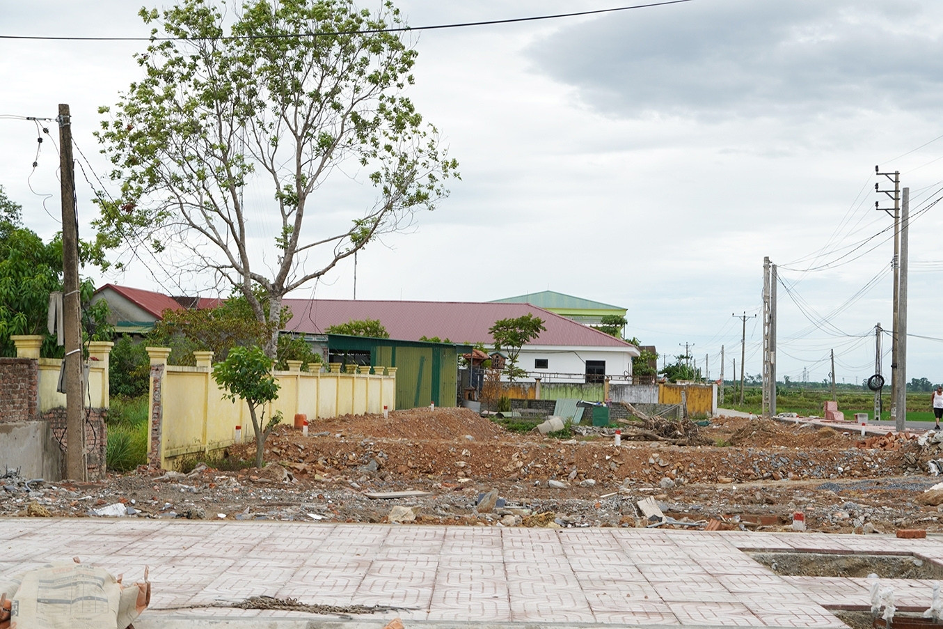 Đất Nghệ An trúng đấu giá gấp hơn 4 lần giá khởi điểm, cảnh báo 'sóng ảo'