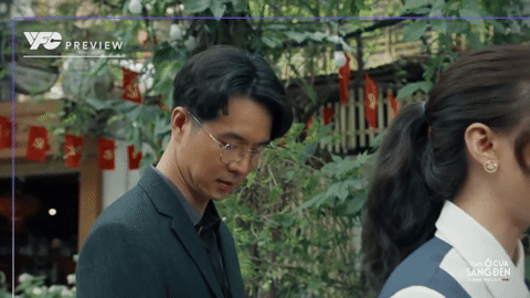 Dưới ô cửa sáng đèn tập 23