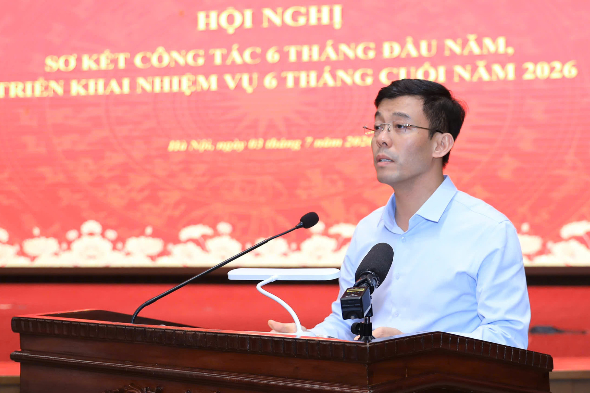 giam doc So KHCN Ha Noi.jpg