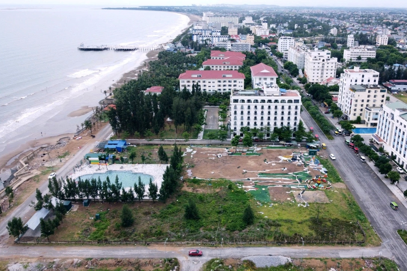 Hiện trạng khu du lịch ven biển Hải Tiến vừa bị Thanh tra chỉ rõ loạt vi phạm gây sốc