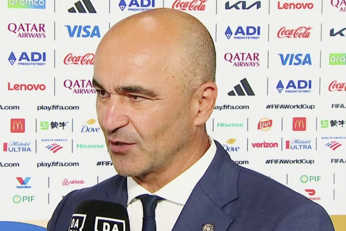 HLV trưởng Bồ Đào Nha từ chức khi bênh vực Ronaldo