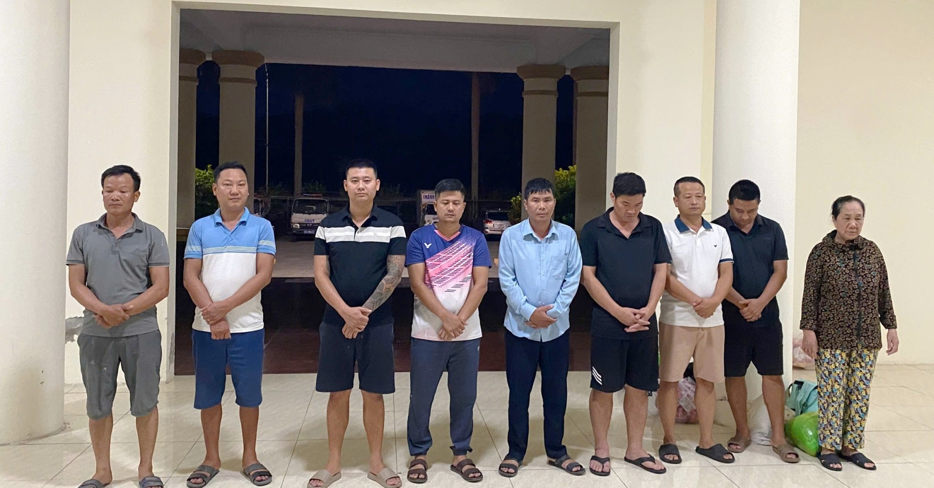 Khởi tố 10 người trong đường dây cá độ bóng đá giao dịch 1,3 tỷ đồng mỗi ngày