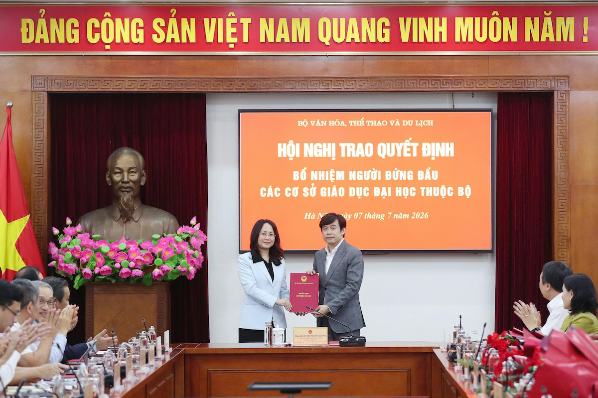 nhacsihuyphuong3.jpeg