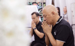 https://static-images.vnncdn.net/vps_images_publish/000001/000003/2026/7/7/nsnd-ta-minh-tam-khoc-nghen-trong-dam-tang-vo-nghe-si-bach-van-1505.jpg