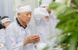 https://static-images.vnncdn.net/vps_images_publish/000001/000003/2026/7/7/nsnd-ta-minh-tam-khoc-nghen-trong-dam-tang-vo-nghe-si-bach-van-1507.jpg
