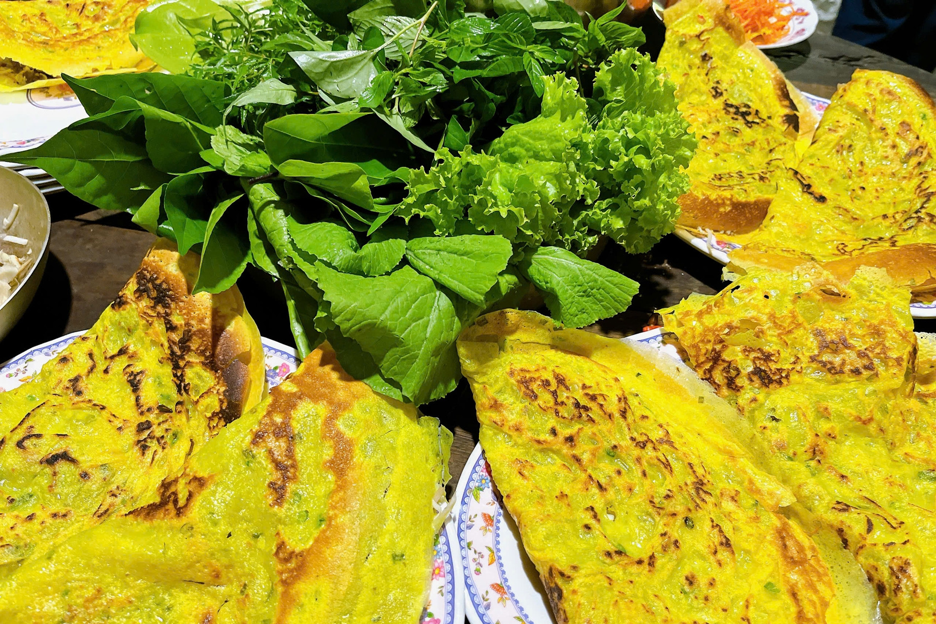 Sản vật miền Tây càng hái càng mọc, ăn sống hay chín đều được, khó mang đi xa