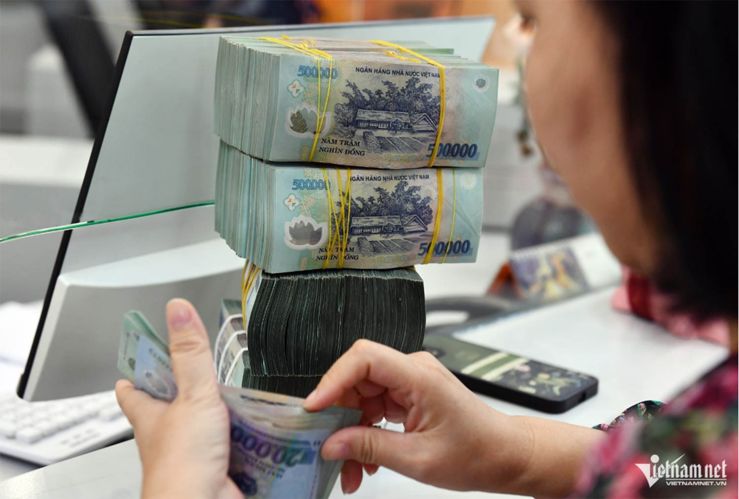 ‘Đại gia’ bảo hiểm hoạt động ra sao sau khi 2 cựu Tổng giám đốc bị bắt?
