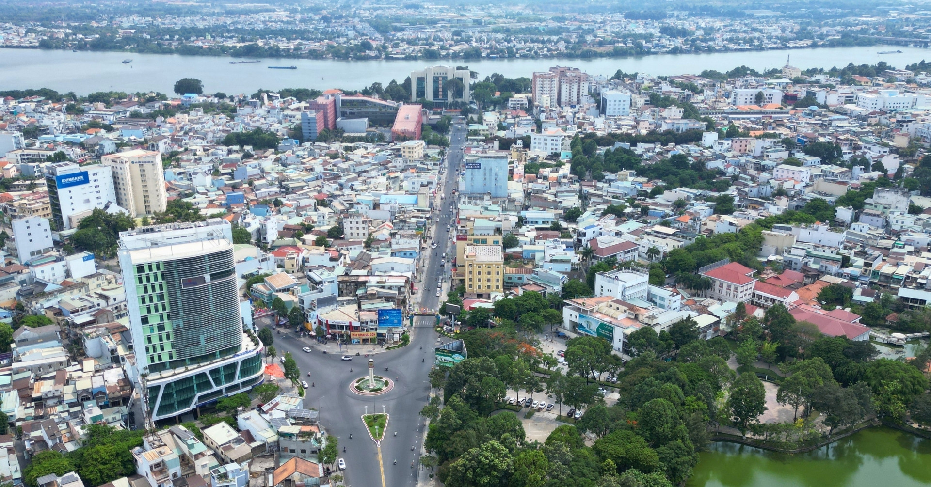 Từ sân bay Long Thành đến trục chiến lược ven sông: Cực tăng trưởng 2 con số của Đồng Nai