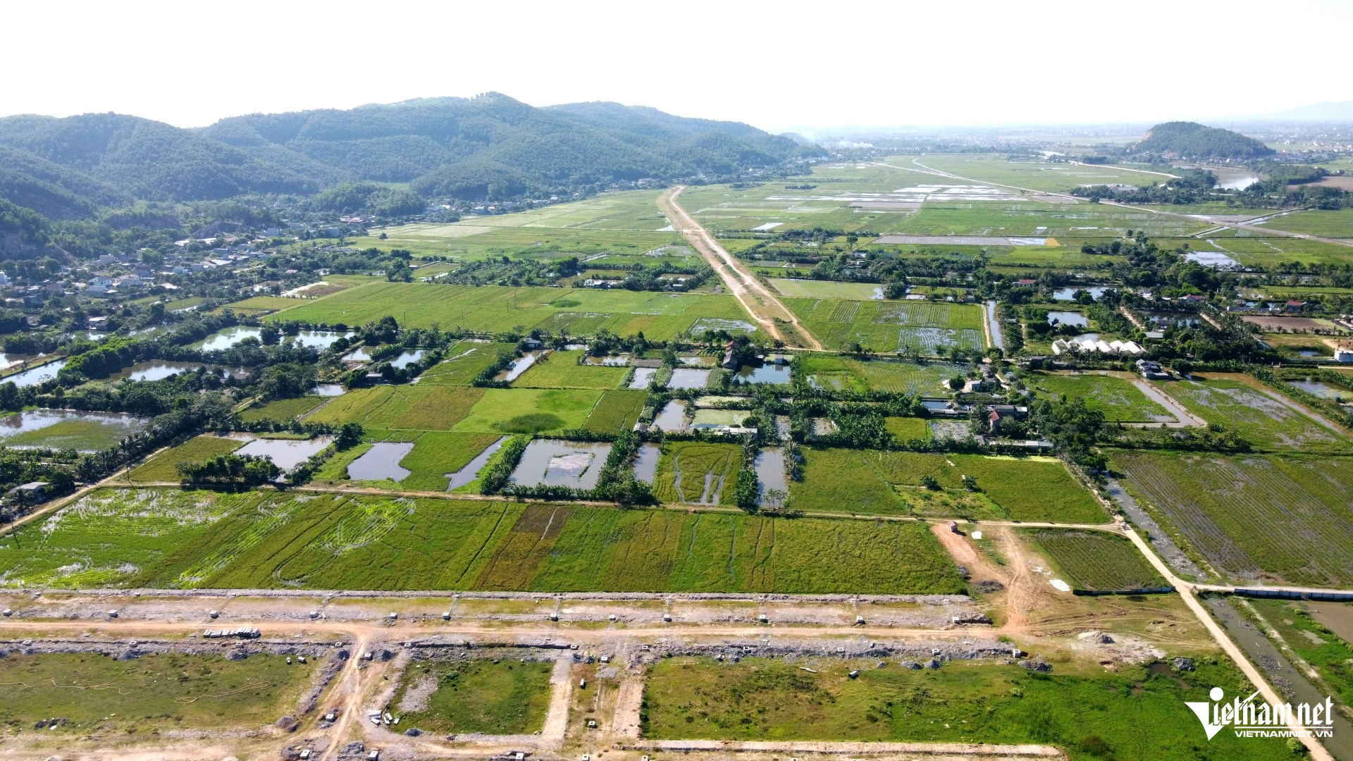W-b2.4Xã lớn về địa giới nhưng.JPG.jpg