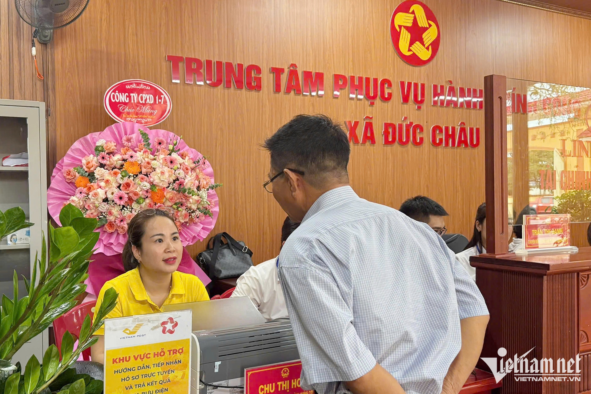 W-cung cap thong tin va dich vu cho nguoi dan Nghe An 0.jpg