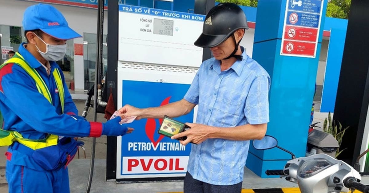 Giá xăng dầu hôm nay 8/7: Dầu thế giới tăng vọt, trong nước ở mức thấp