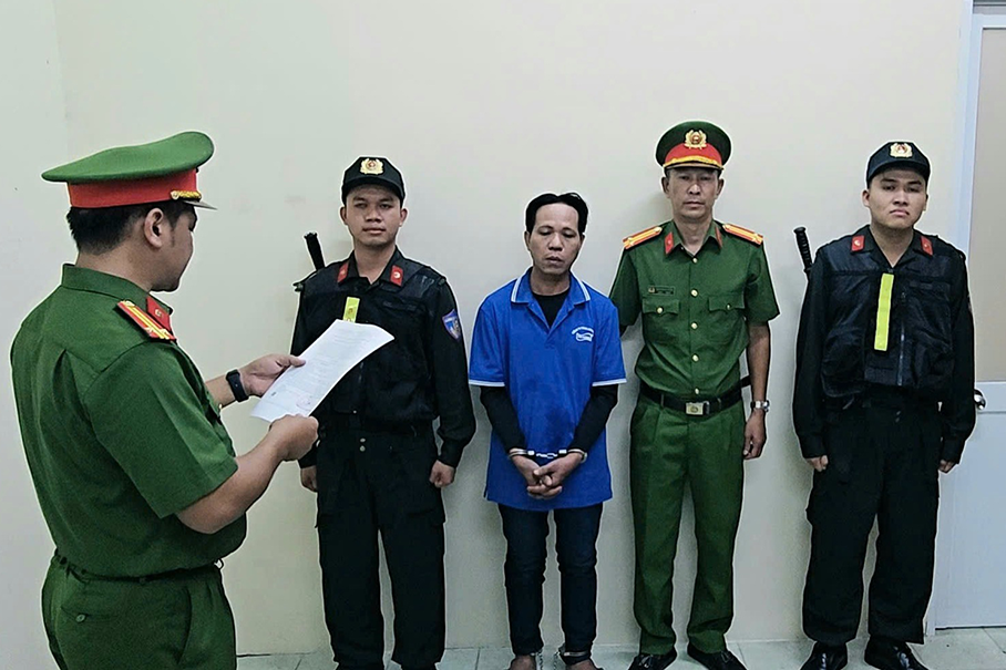 Bắt nghi phạm sát hại phụ nữ, phi tang thi thể trong bao bố ven sông Sài Gòn