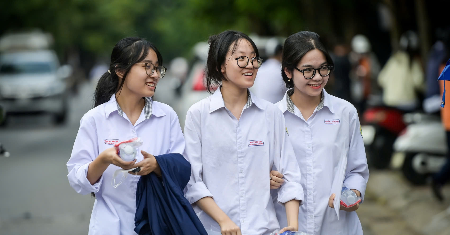 Bộ GD-ĐT lần đầu công bố điểm sàn lĩnh vực pháp luật