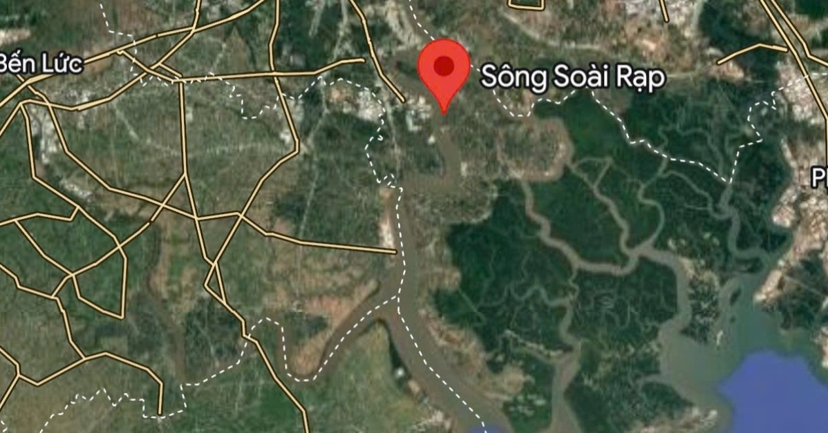 Lật ca nô, một Trung tá CSGT mất tích