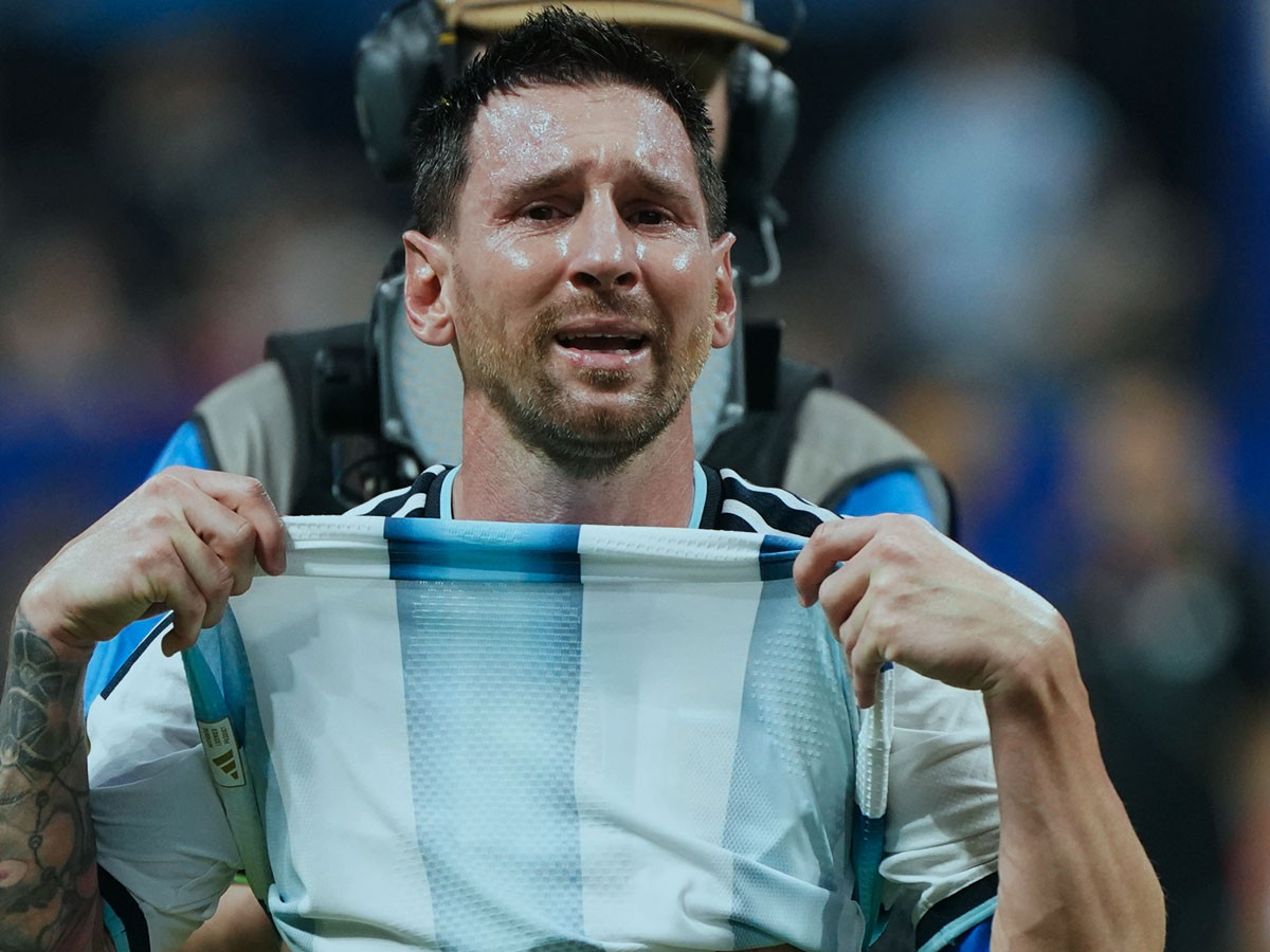 Messi Argentina Ai Cap 7.jpg