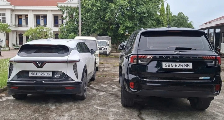 Ô tô điện gắn biển số giả trùng xe Ford Everest, ngang nhiên chạy trên quốc lộ