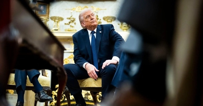 Ông Trump ra lệnh cắt đứt mọi quan hệ thương mại với Tây Ban Nha