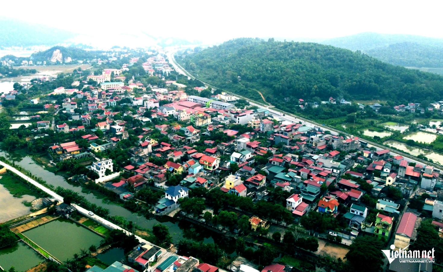 W-b3.2Sáp nhập xã không chỉ là.jpg