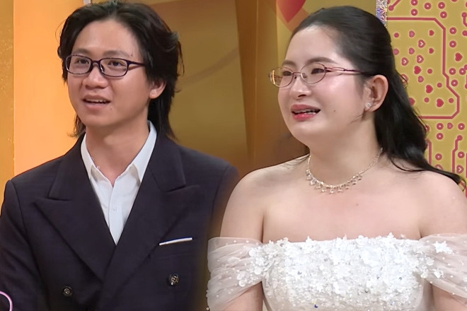 Cưới mối tình cấp 3, chú rể phải uống nước tương pha nước ngọt mới được đón dâu