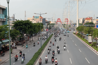 Hiện trạng đường Phạm Văn Đồng trước khi mở thêm làn hỗn hợp cho xe máy