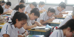 hoc sinh Trung Quoc.jpg