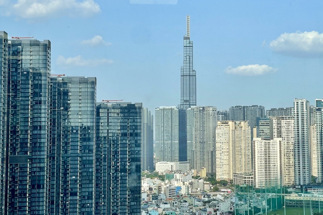Lãi suất cao, giá căn hộ TPHCM bây giờ ra sao?
