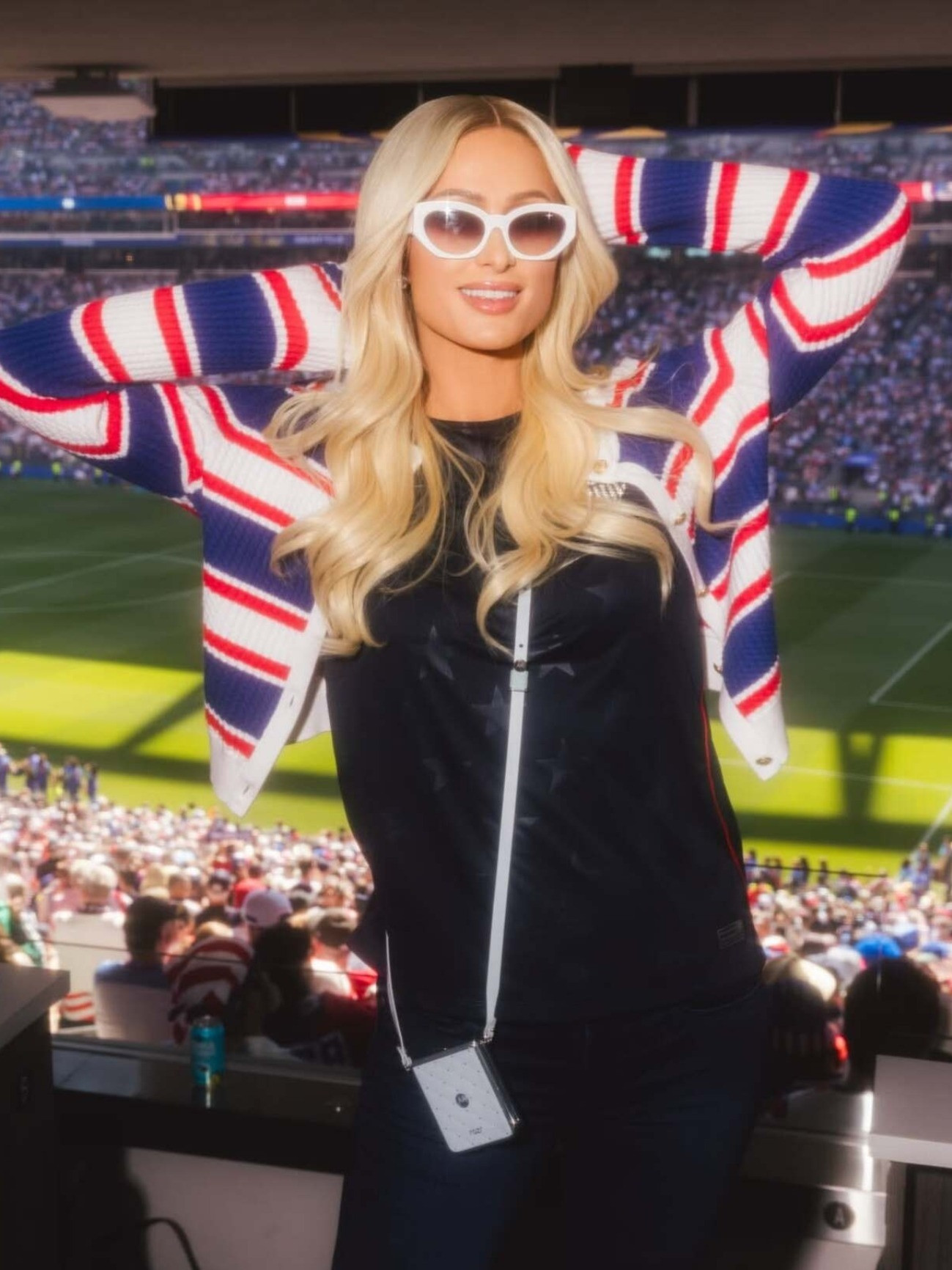https://static-images.vnncdn.net/vps_images_publish/000001/000003/2026/7/9/photo-shared-by-paris-hilton-on-july-08-2026-tagging-escaperealife-and-1111media-may-be-an-image-of-stadium-and-text-tha-3233.jpeg