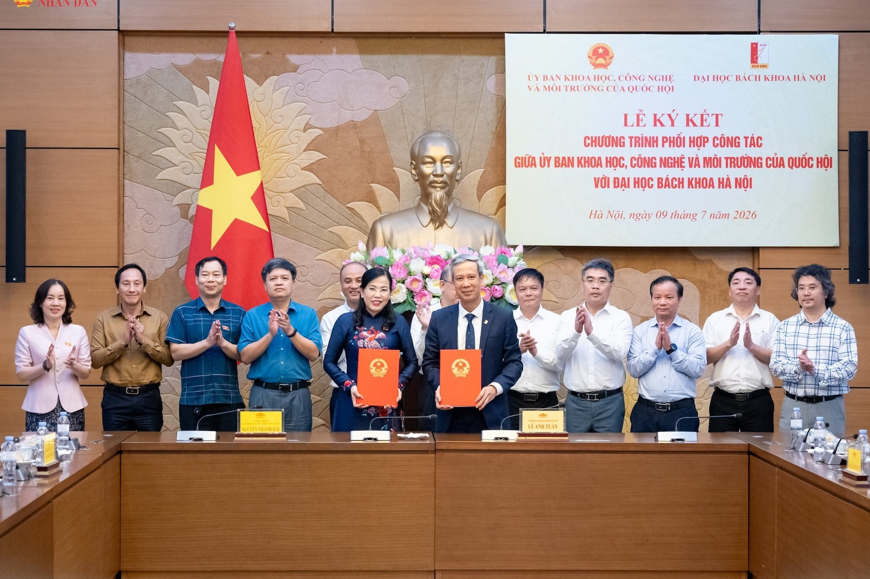 Thể chế không thể xây dựng từ tư duy 'bàn giấy'