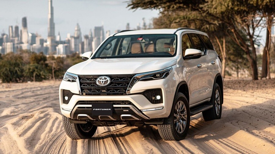 Toyota Fortuner máy dầu.png