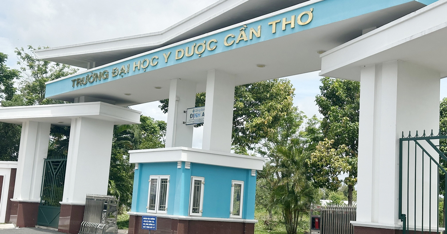 Trường ĐH Y Dược Cần Thơ công bố điểm sàn năm 2026 từ 15 đến 22