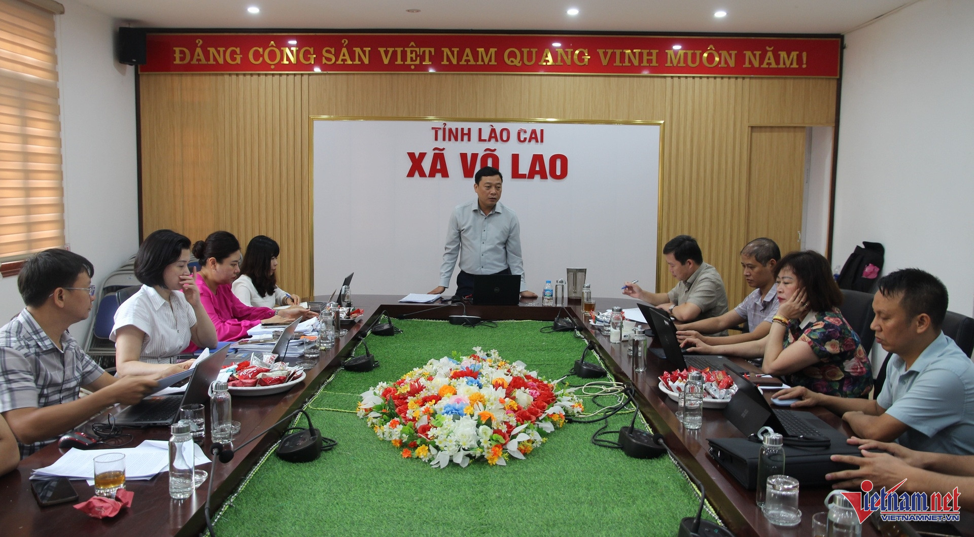 W-Ông Phùng Quốc Huy phát biểu kết luận buổi làm việc.jpg