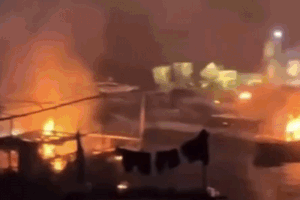 Bản tin chiều 1/8: Cháy lớn tại cảng cá ở Quảng Ninh, 19 xuồng máy bị thiêu đốt