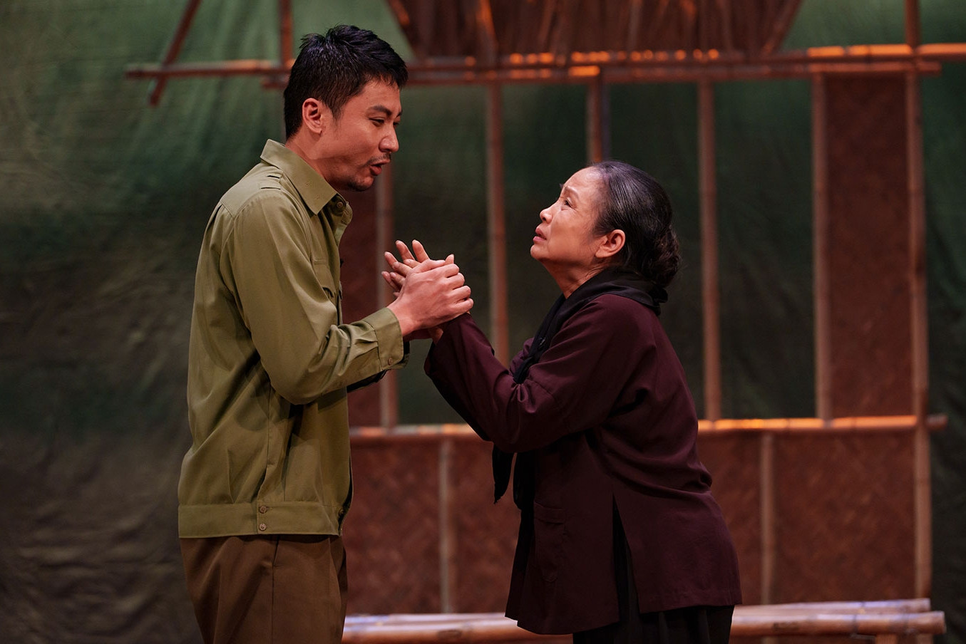 Khóc cùng Đại tá, NSND Ngọc Thư