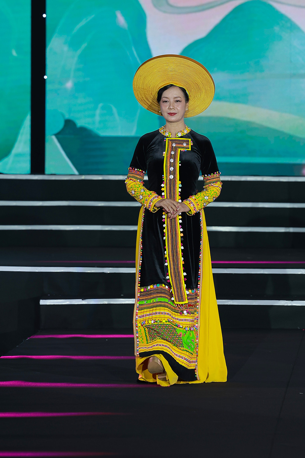 NSƯT Chiều Xuân.jpg