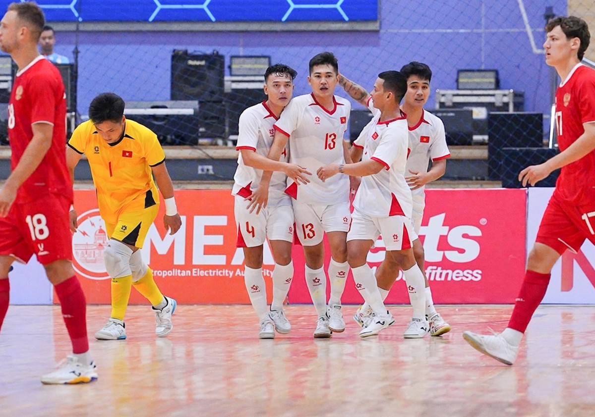 tuyen futsal viet nam nga .jpg