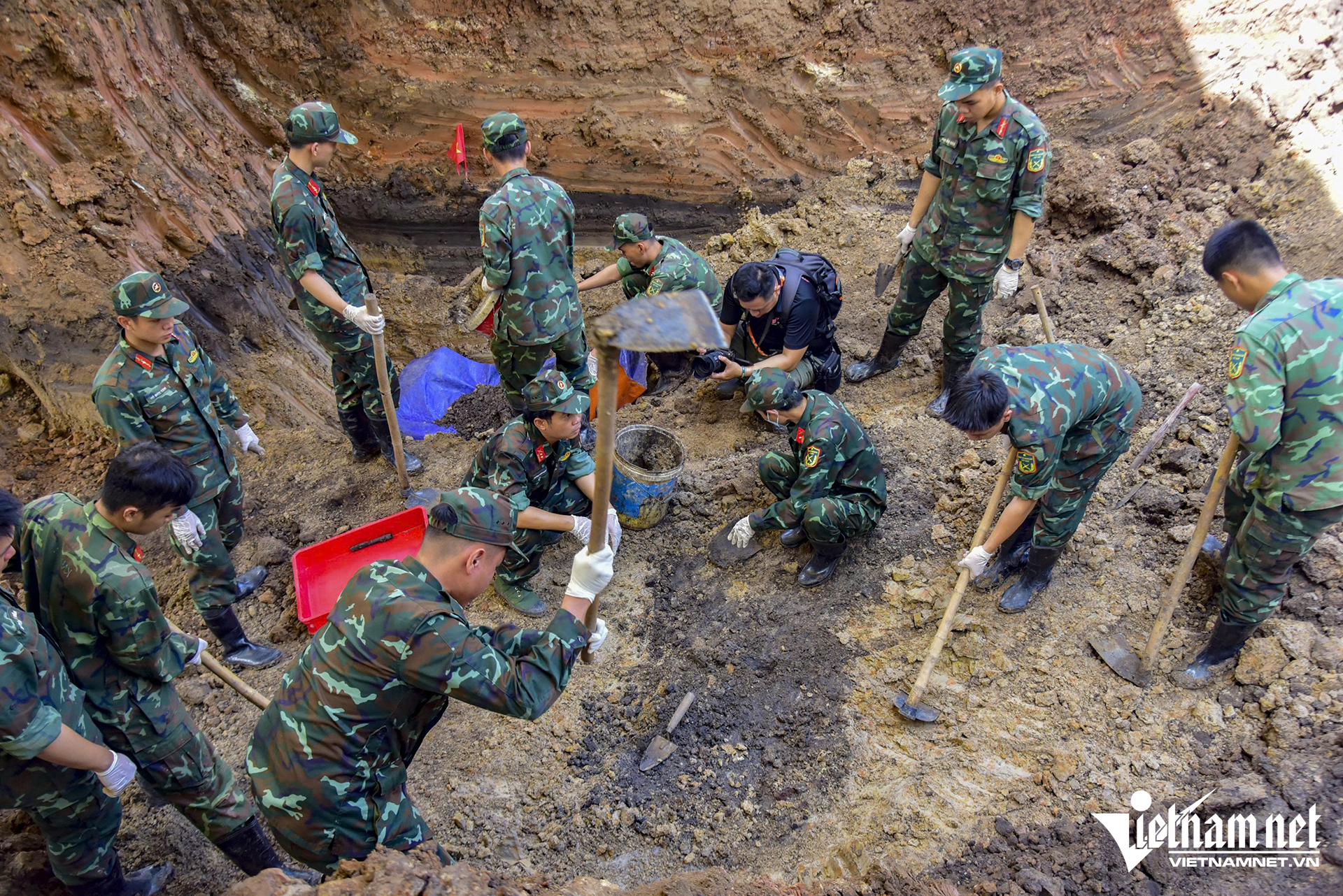 W-CV Lê Thị Riêng 001.png