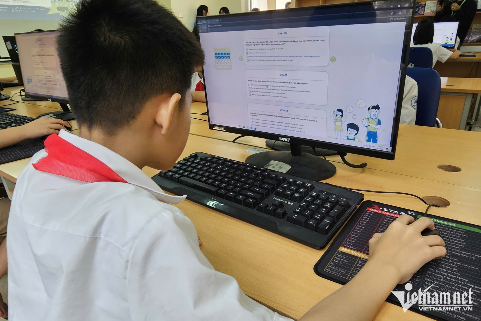 W-dao tao ky nang so cho hoc sinh.jpg